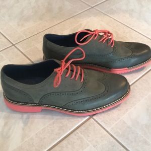 Never worn cole haan shoes